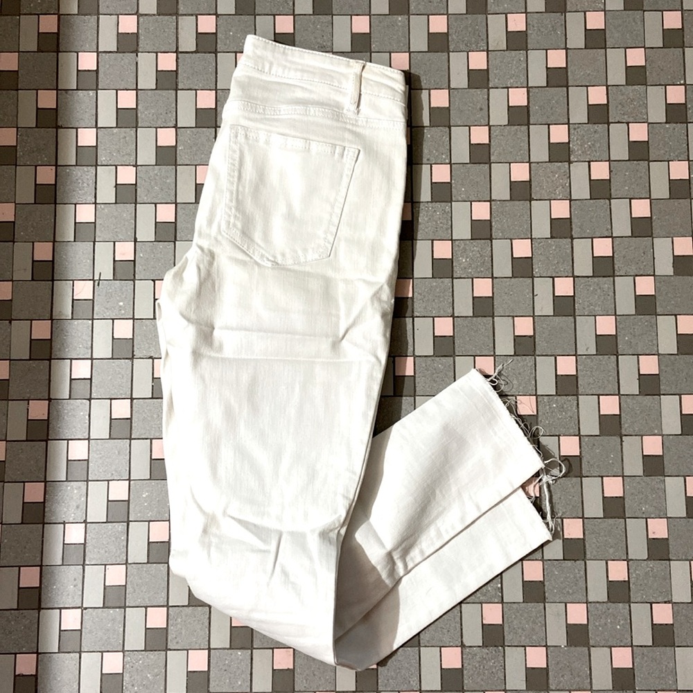 White jeans, size 27